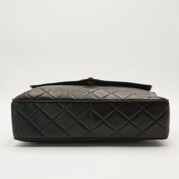 Pre-owned CHANEL Large Vintage Quilted Leather Shoulder Bag - Picture 3 of 6